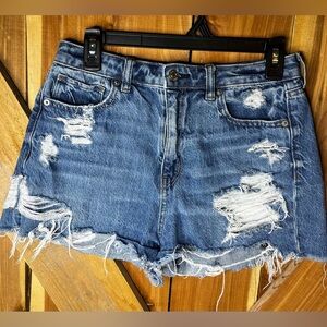 American Eagle Jean Mom Short size 8